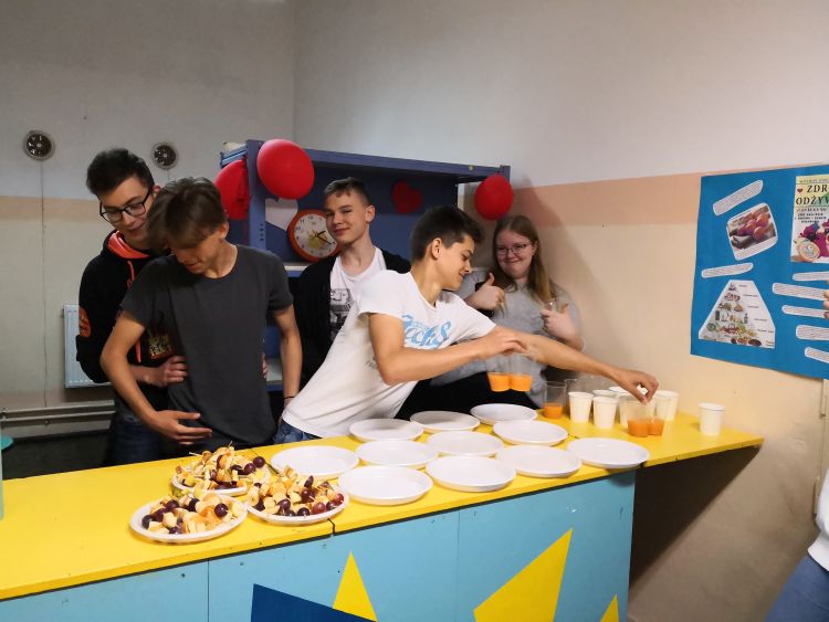 Projekt edukacyjny "Tropimy witaminy"