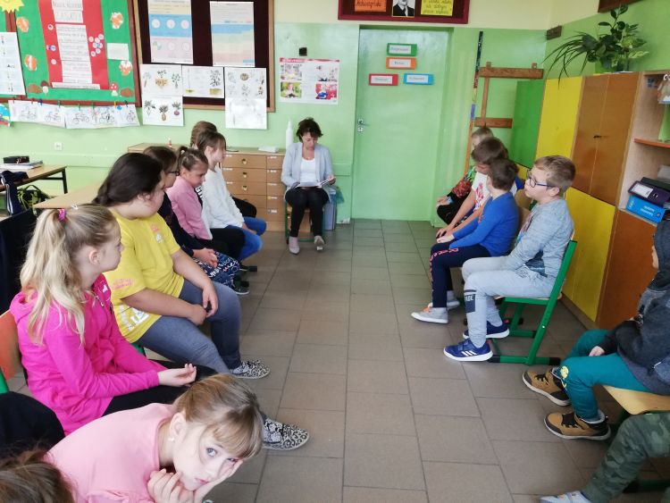 Dzień Głośnego Czytania w 1b i 2c
