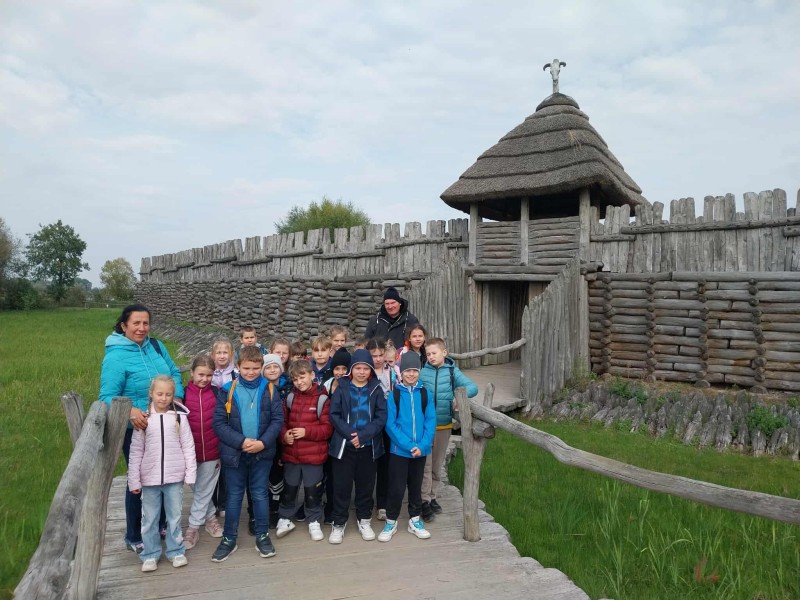 Zdjęcie - Wycieczka do Gniezna i Biskupina – żywa lekcja historii