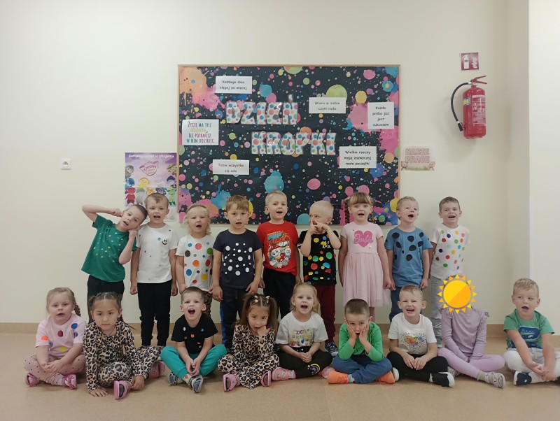 Zdjęcie - Dzień Kropki w przedszkolu