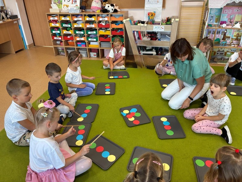 Zdjęcie - Dzień Kropki w przedszkolu