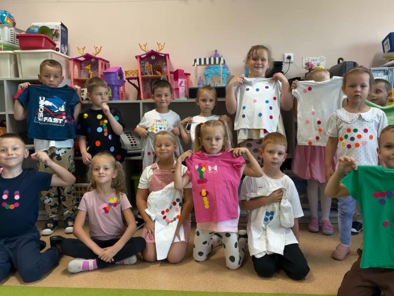 Zdjęcie - Dzień Kropki w przedszkolu