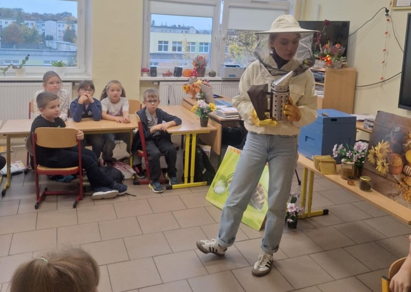 Zdjęcie - Warsztaty pszczelarskie - poznajemy świat pszczół