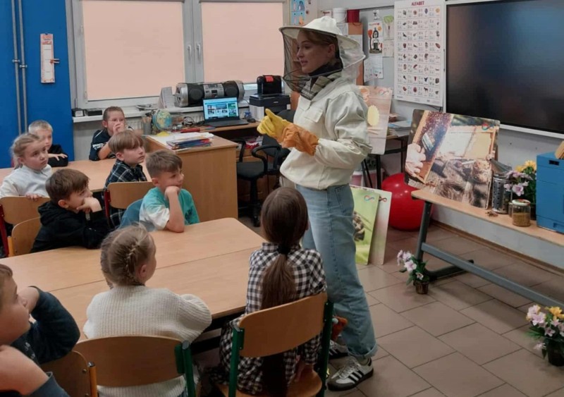 Zdjęcie - Warsztaty pszczelarskie - poznajemy świat pszczół
