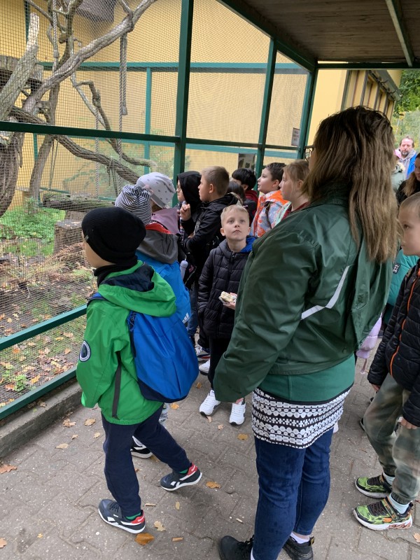 Zdjęcie - Wycieczka klas 1a i 2b do ZOO w Poznaniu