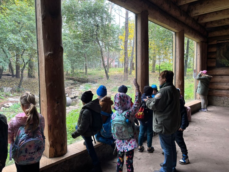 Zdjęcie - Wycieczka klas 1a i 2b do ZOO w Poznaniu