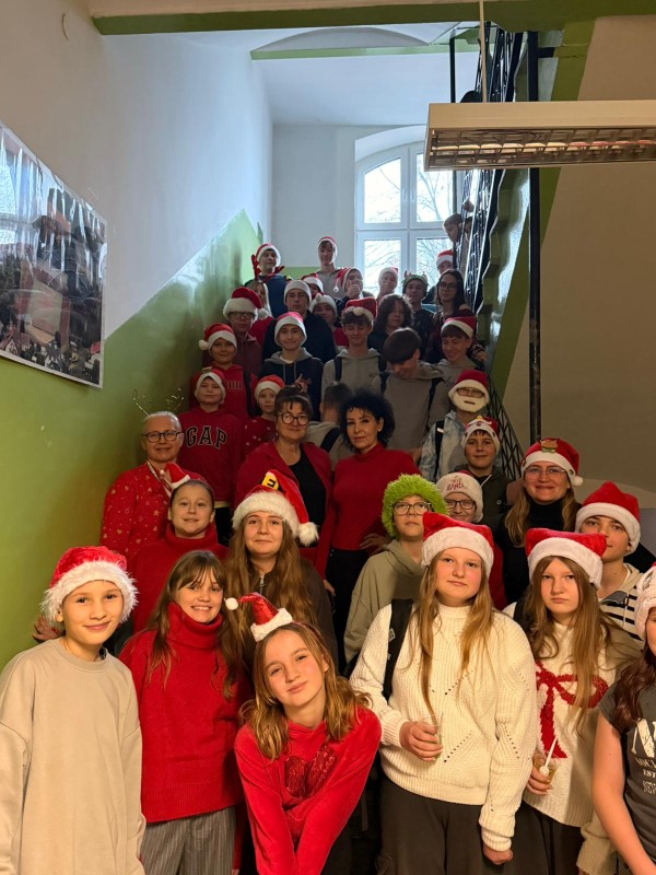 Zdjęcie - Mikołajkowy Kiermasz Ciast