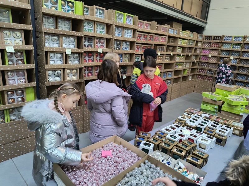 Magiczny Świat Szklanych Bombek