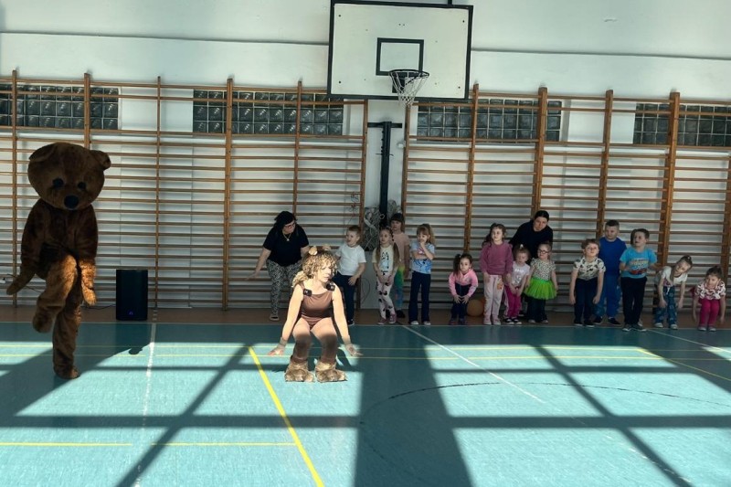 Zdjęcie - Gimnastyka z Misiem Uszatkiem