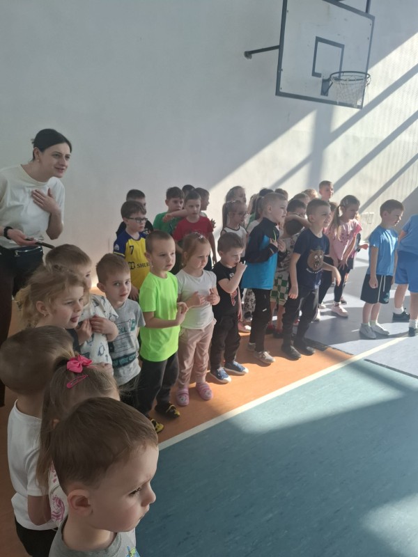 Zdjęcie - Gimnastyka z Misiem Uszatkiem