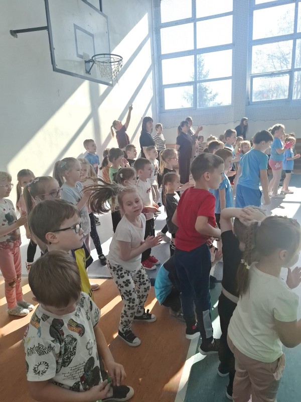 Zdjęcie - Gimnastyka z Misiem Uszatkiem