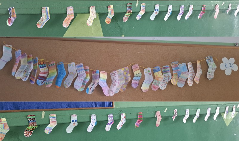 Zdjęcie - Przywitaj wiosnę w kolorowych skarpetkach!