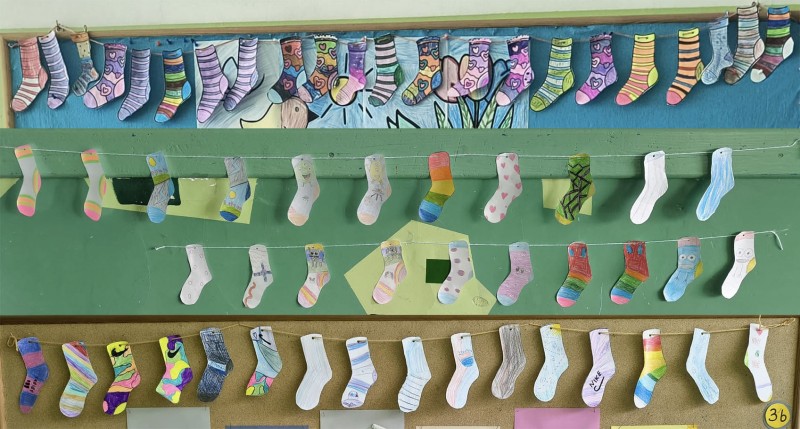 Zdjęcie - Przywitaj wiosnę w kolorowych skarpetkach!