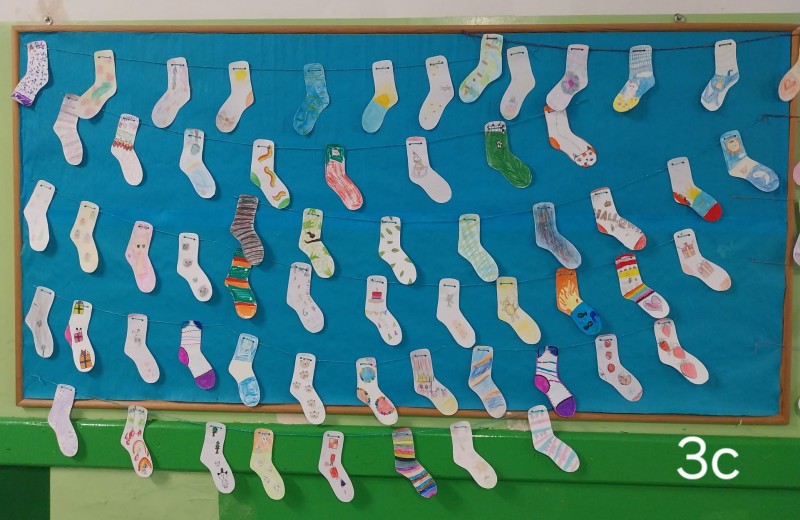 Zdjęcie - Przywitaj wiosnę w kolorowych skarpetkach!