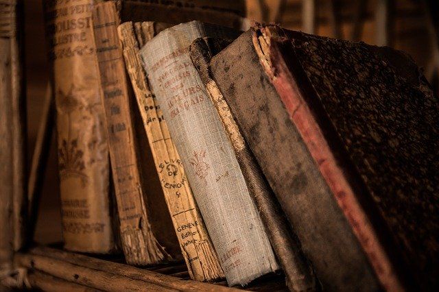 Zwrot książek do biblioteki